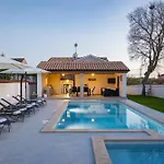 Vila Nola Istria