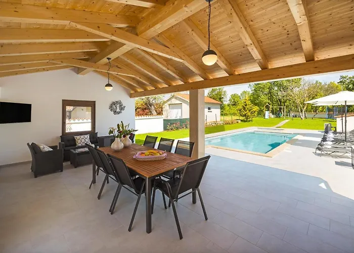 Nola Istria Marčana