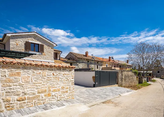 Nola Istria Marčana