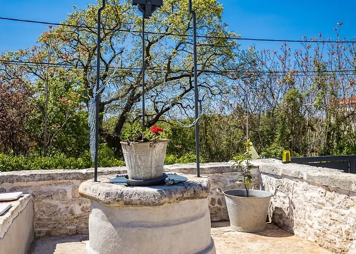 Villa Nola Istria *