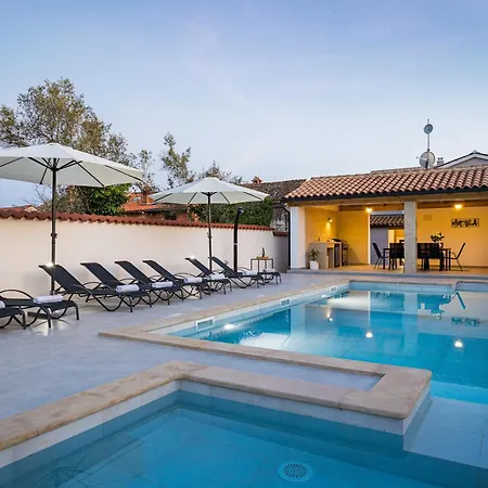Villa Nola Istria *